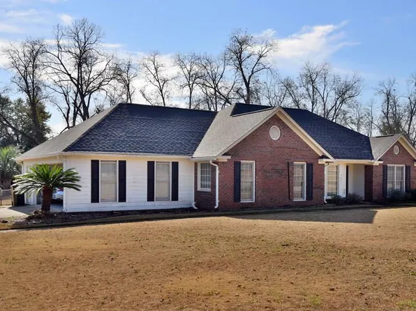 124 Fowler Dr, Leesburg, GA 31763