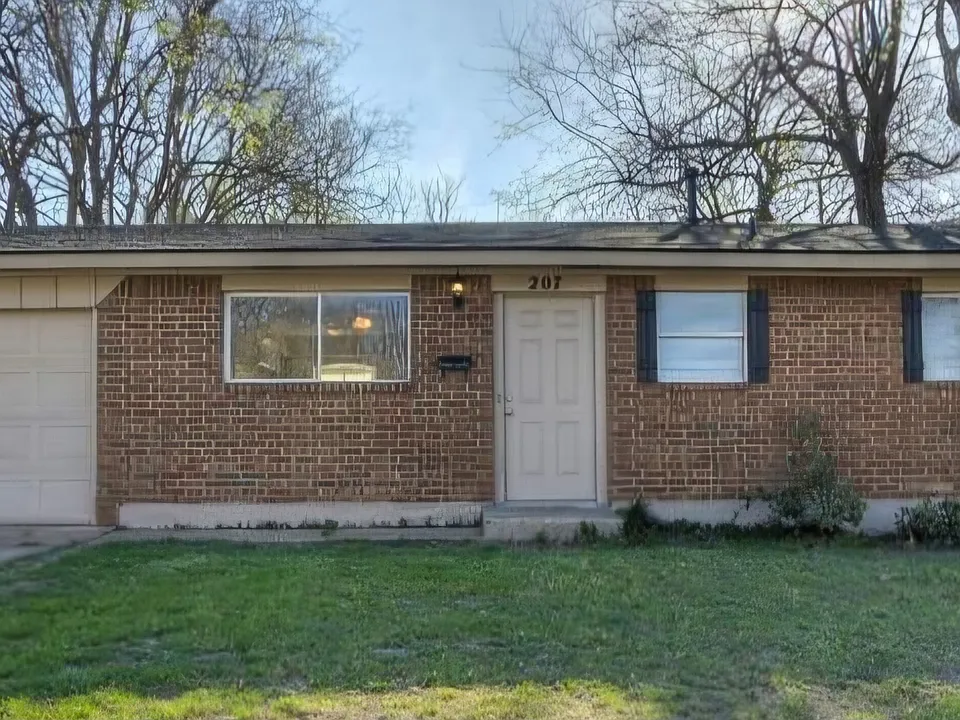 207 Stanton Dr