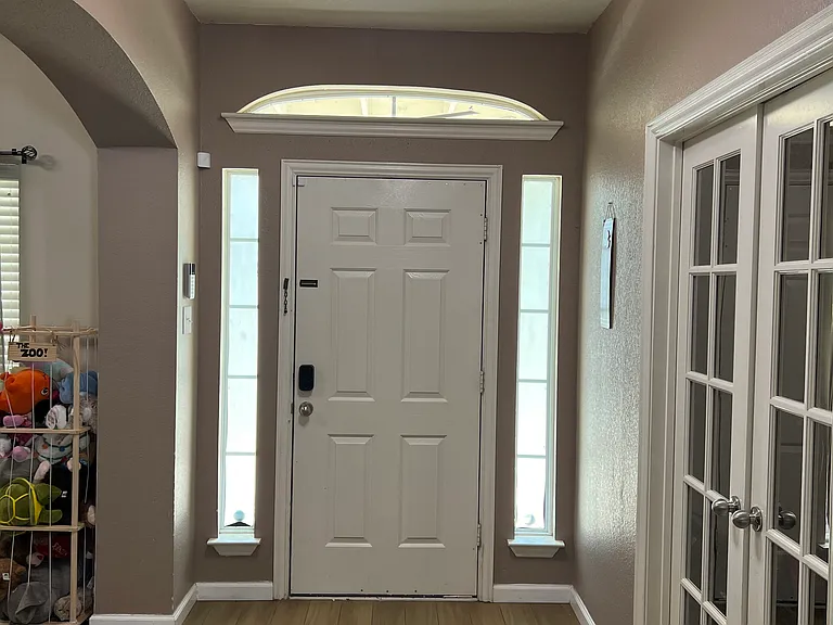 10215 Waterbury Dr — Photo 10