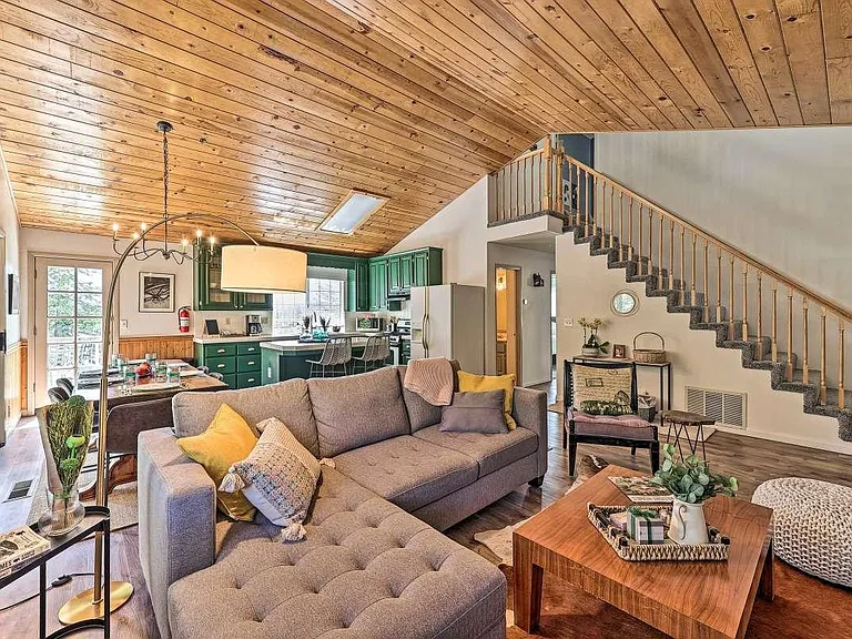 360 Cedarbrook Dr — Photo 8