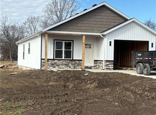 257 Myrtle St, Kidder, MO 64649