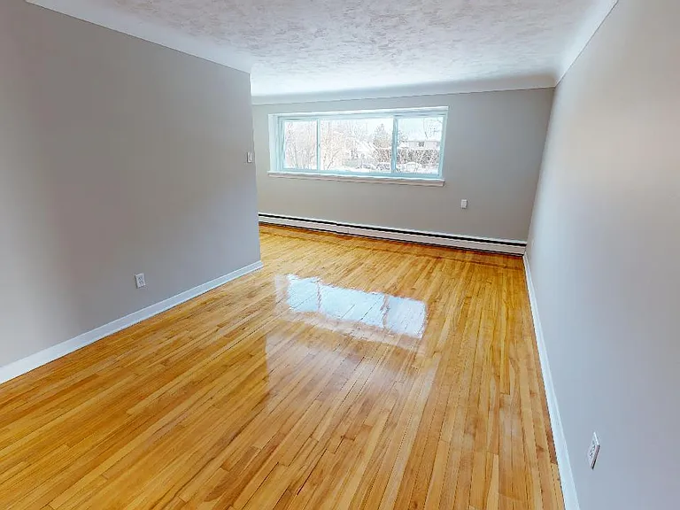 1196 Shillington Ave — Photo 47