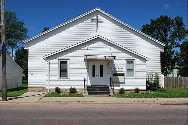 1st image of 209 N Main St