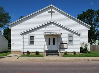 209 N Main St, Granada, MN 56039