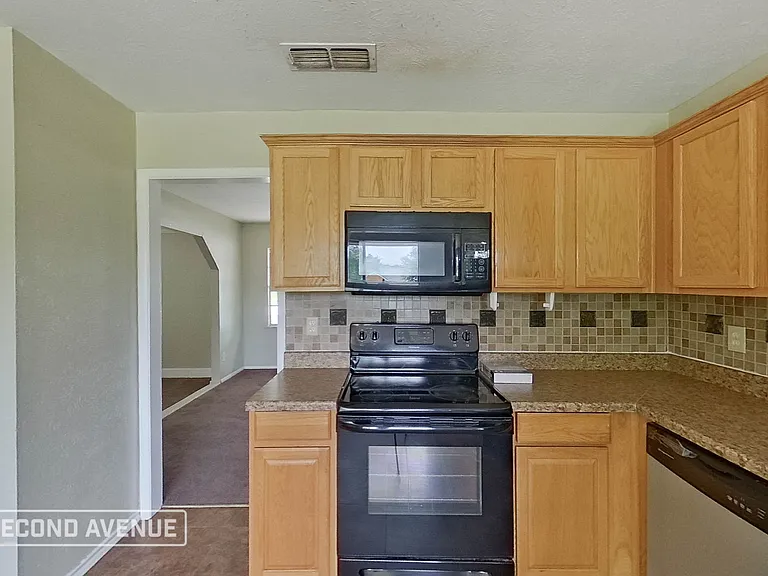 2641 Bluebird Ln — Photo 4
