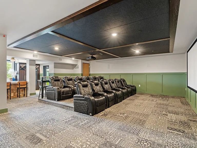 The Bowline — Photo 46