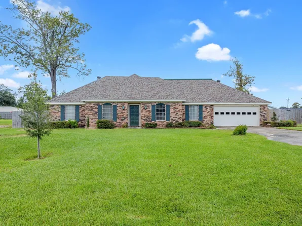 704 Alabama St, Sulphur, LA 70663