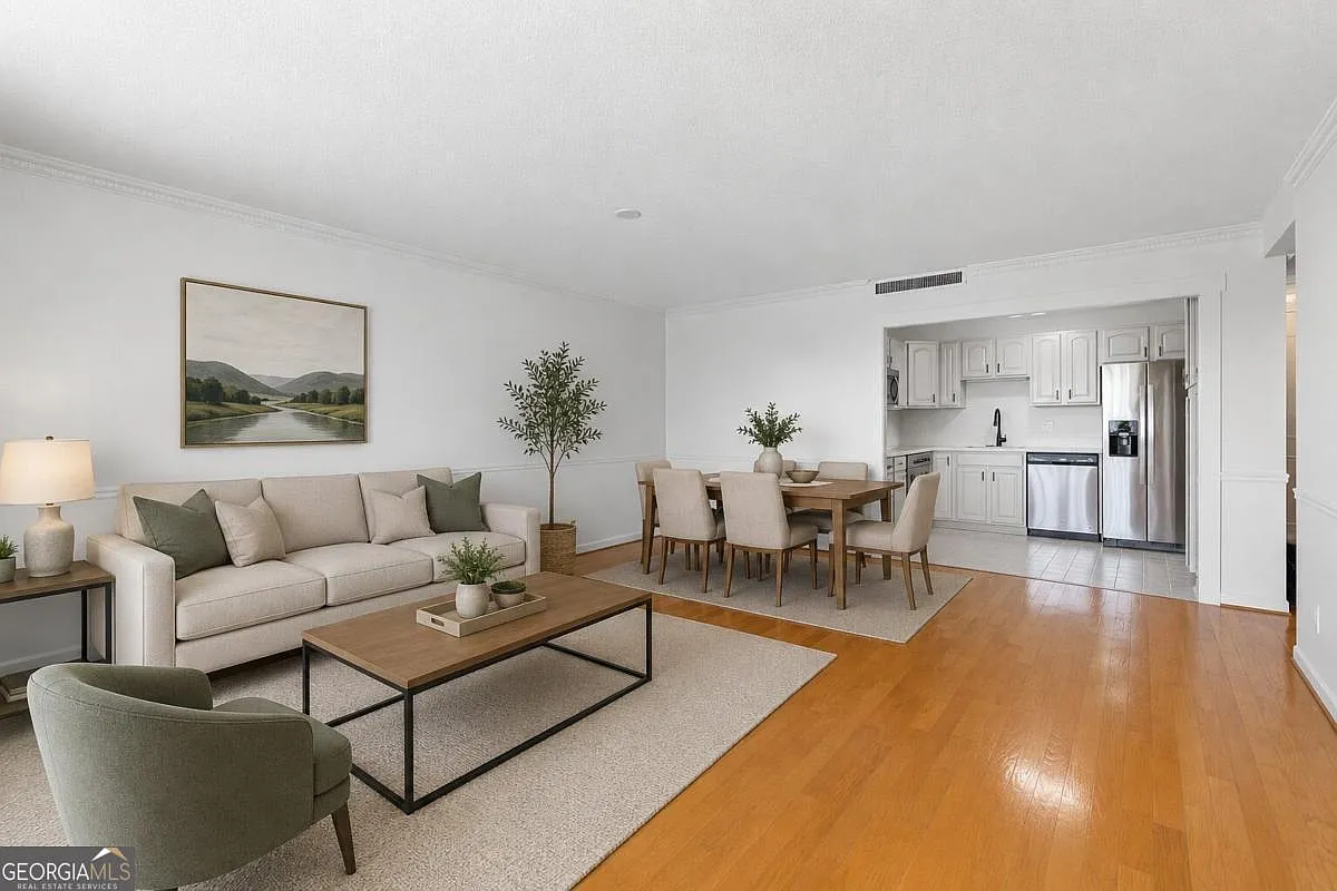 1 bed, 1.0 bath, 742 sqft, $2,000 — Photo 1