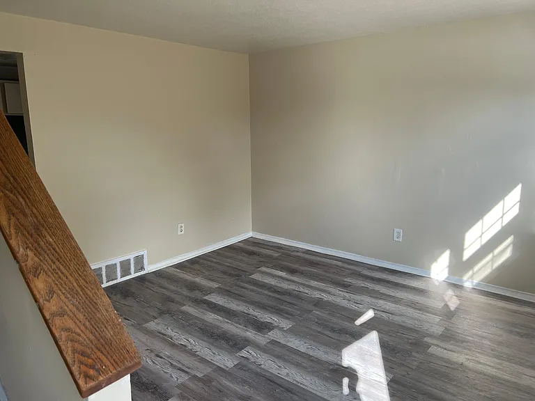 665 Garden St — Photo 24