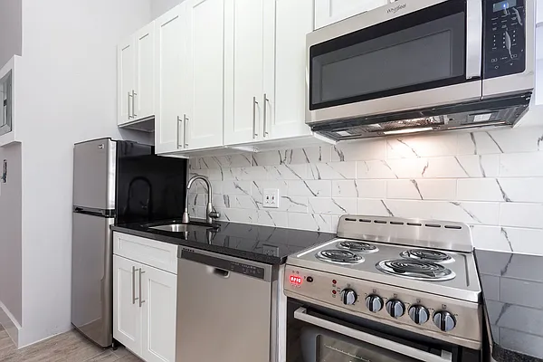 Rented by Living New York | media 30