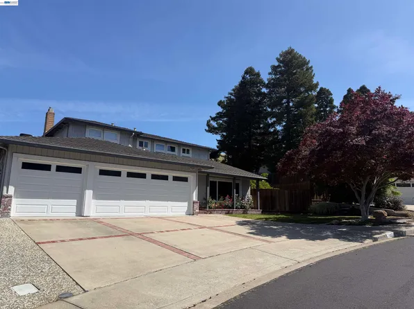 7487 Quartz Cir, Dublin, CA 94568