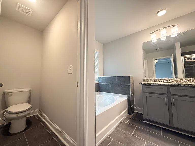 7316 Rocklin Ln — Photo 17