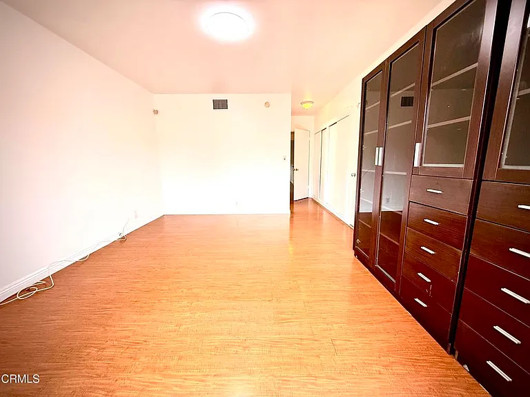 1126 Louise Ave — Photo 36