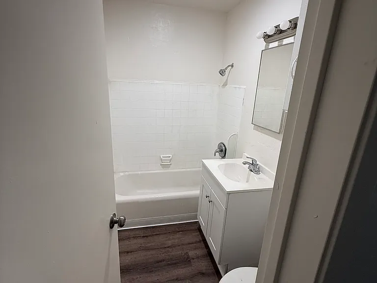 719 San Fernando Pl — Photo 2