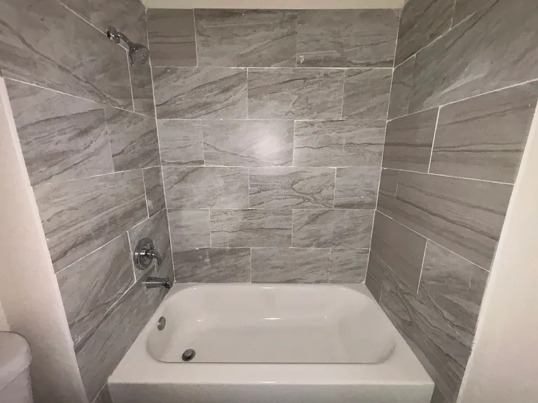 1134 E Avenue Q #5 — Photo 5