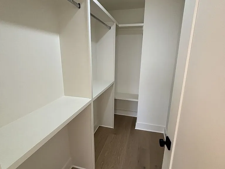 4A Belle Forrest Ave — Photo 18