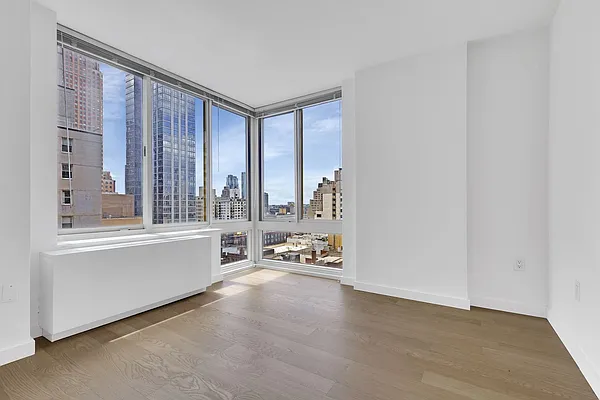 Rented by Cooper & Cooper Real Estate | media 23