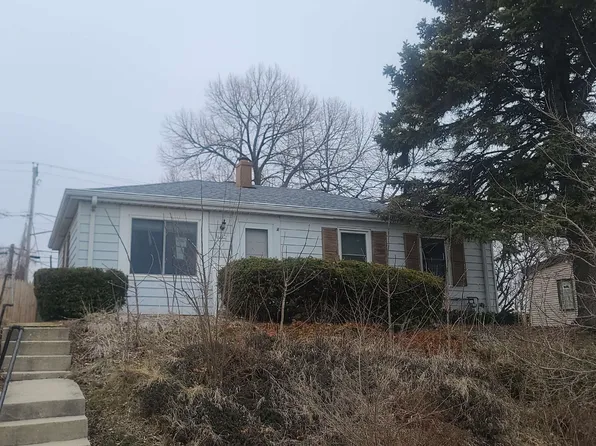 4417 S Packard Ave, Cudahy, WI 53110