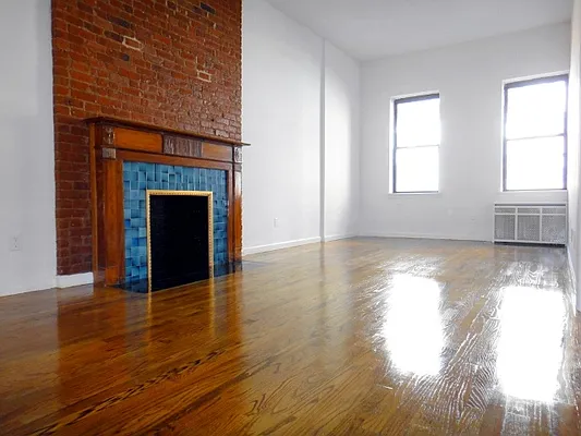 Rented by Balass Ralph, LREB | media 43