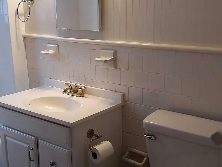 437 Washington St #2B — Photo 3