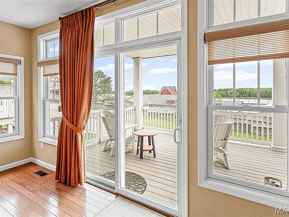 2nd image of 306 Pelican Way