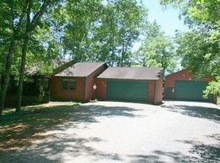 3859 Dovefield Ct, Louisville, TN 37777