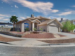 1432 Black Ridge Dr, El Paso, TX 79912