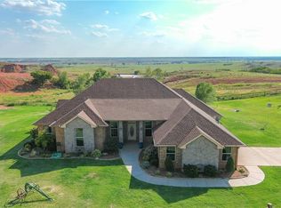 10379 N 2198th Rd, Clinton, OK 73601