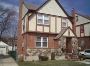 214 144 Ave, Springfield Gardens, NY 11413