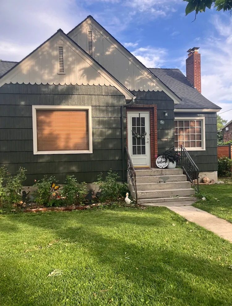 3 bed, 2272 sqft, $1,800 — Photo 2