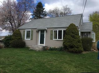 267 Warwick Rd, Elverson, PA 19520