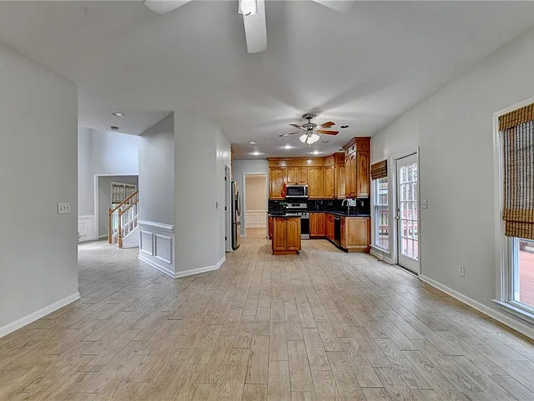 2835 Crestmont Ct — Photo 35