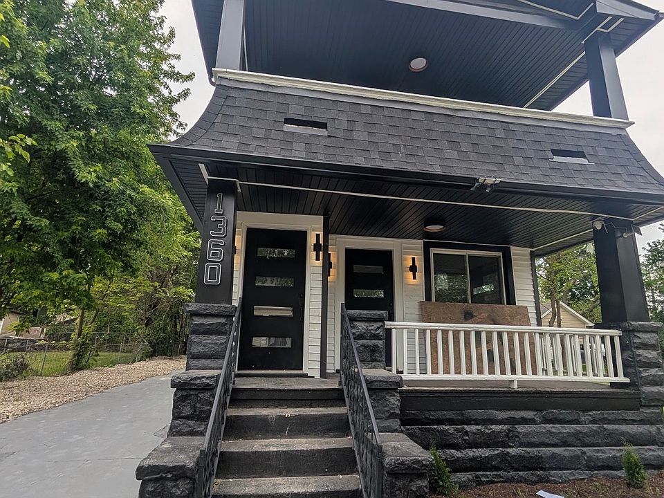 1st image of 1360 E 93rd St #3