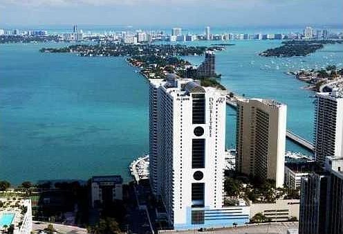 1st image of 1717 N Bayshore Dr APT 1536