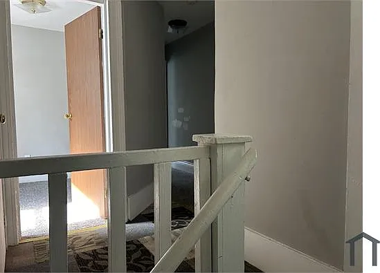 144 Rohr St — Photo 6