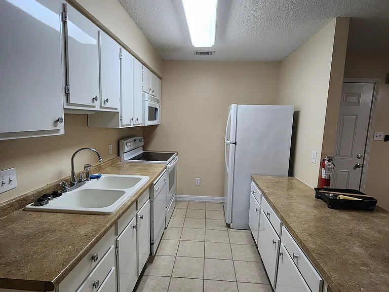 4780 Pontchartrain Dr #114 — Photo 3