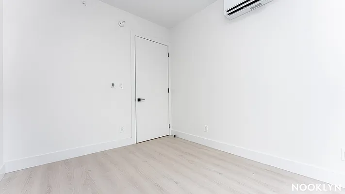 Rented by Nooklyn NYC LLC | media 18