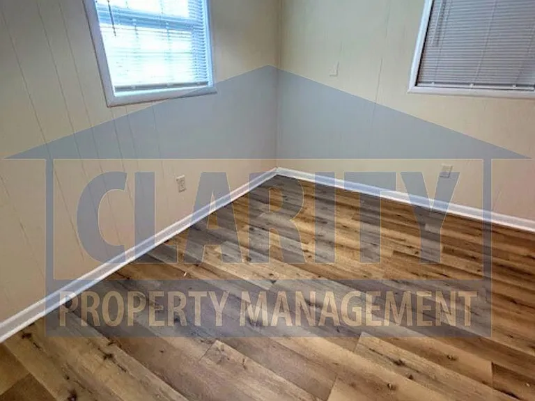 221B Hughes Ave NW — Photo 9