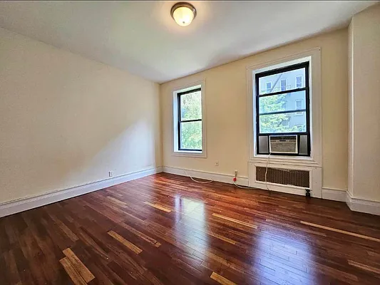 Rented by Gold & Appel Realty Corp | media 1