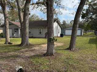 706 Alice St, Sweeny, TX 77480