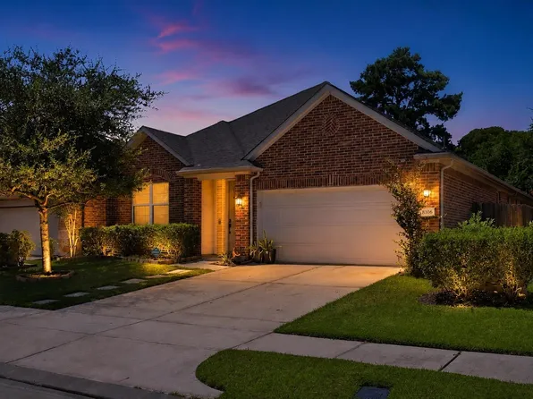 8106 Sutton Crest Dr, Tomball, TX 77375