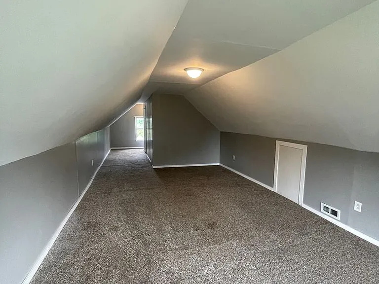 9040 E Parker Rd — Photo 11