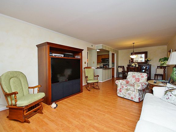 5th image of 2110 Stephenson Ave SW APT 13