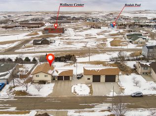 1901 4th Ave NE, Beulah, ND 58523