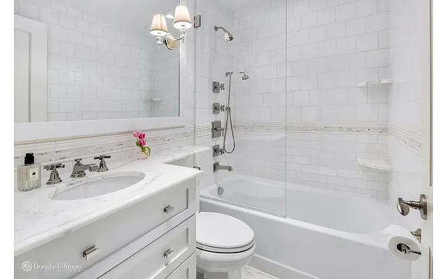 Sold by Douglas Elliman | media 14