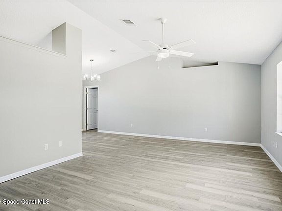 4th image of 287 Trilby Rd SW