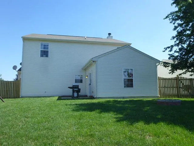 12449 Steelers Blvd — Photo 2