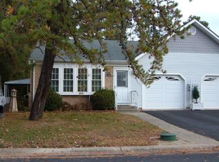 2 Greenwood Ln #A, Whiting, NJ