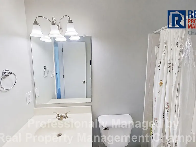 301 Dennis Rd — Photo 9