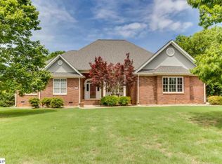 539 Live Oak Ct, Greer, SC 29651
